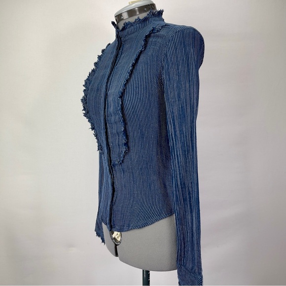 BDG Urban Outfitters Women’s Ruffle Front Button Down Gauze Top Size XS - Picture 2 of 10